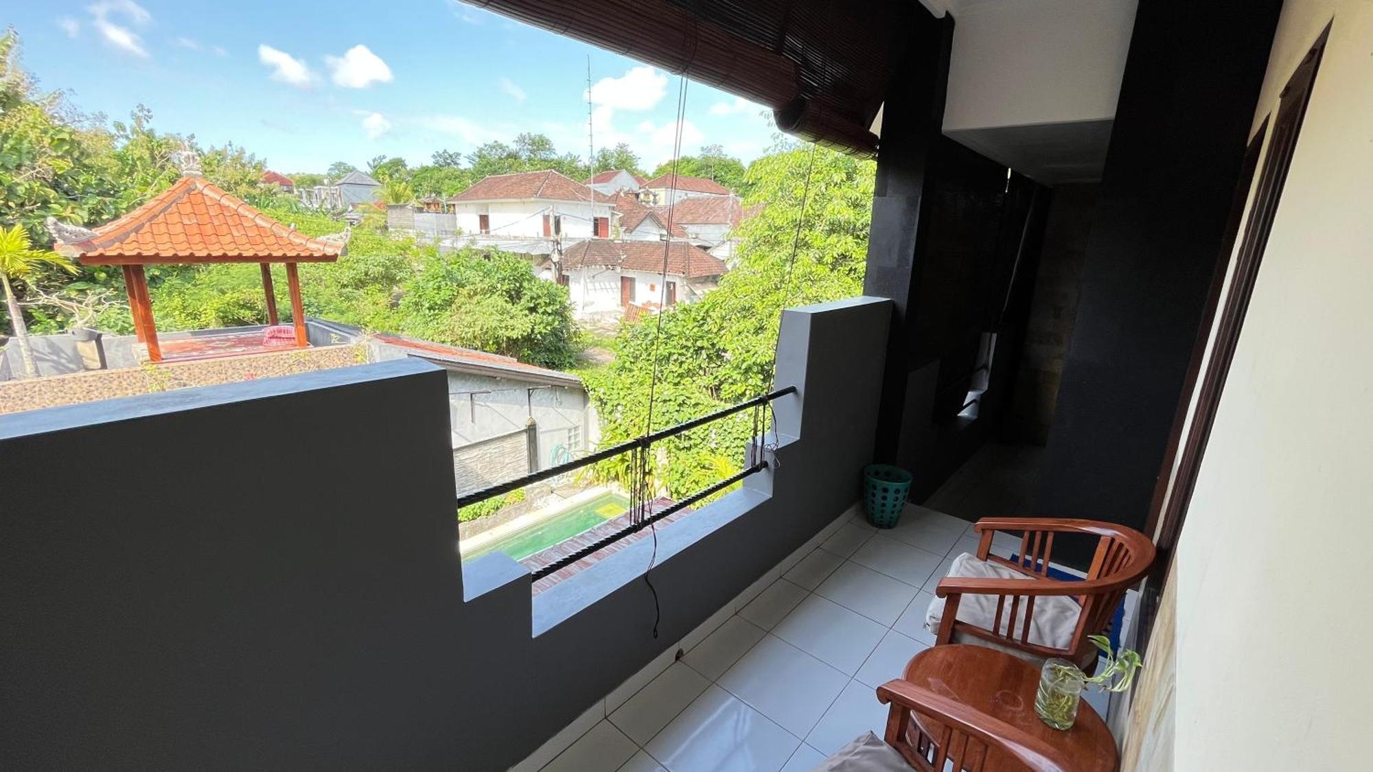 Terrace Garden Homestay And Spa جيمباران المظهر الخارجي الصورة