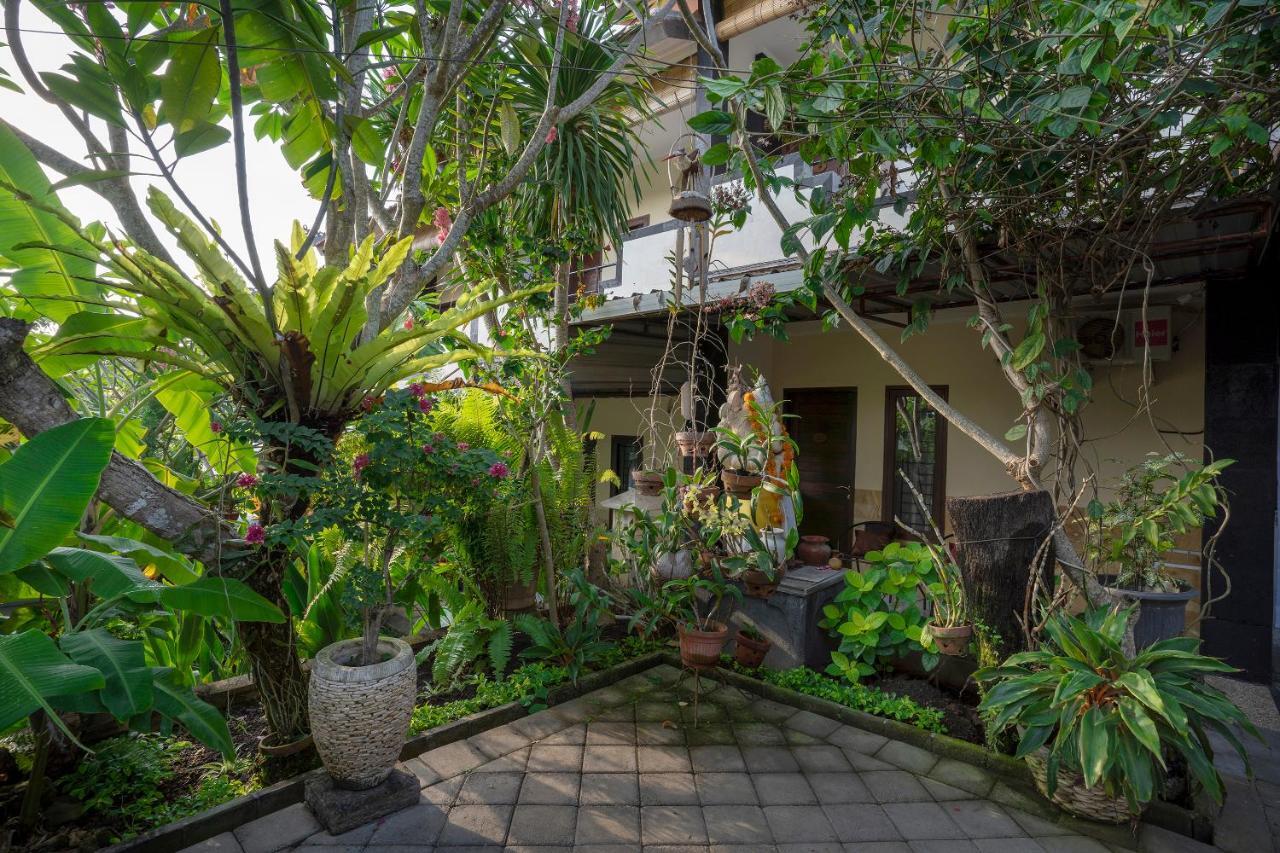 Terrace Garden Homestay And Spa جيمباران المظهر الخارجي الصورة